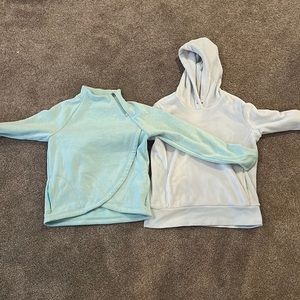 A Set Of 2 Teal Athleta Sweatshirts